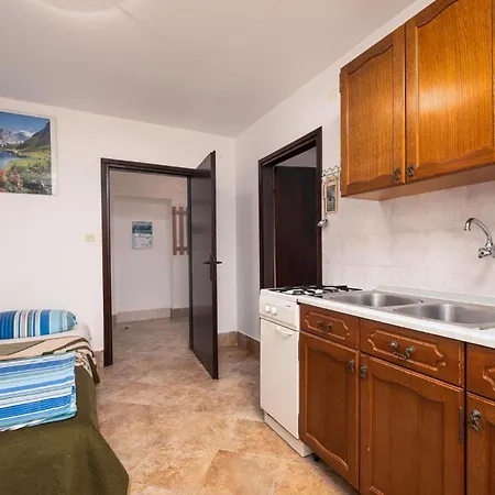 In With Kitchen Apartment *